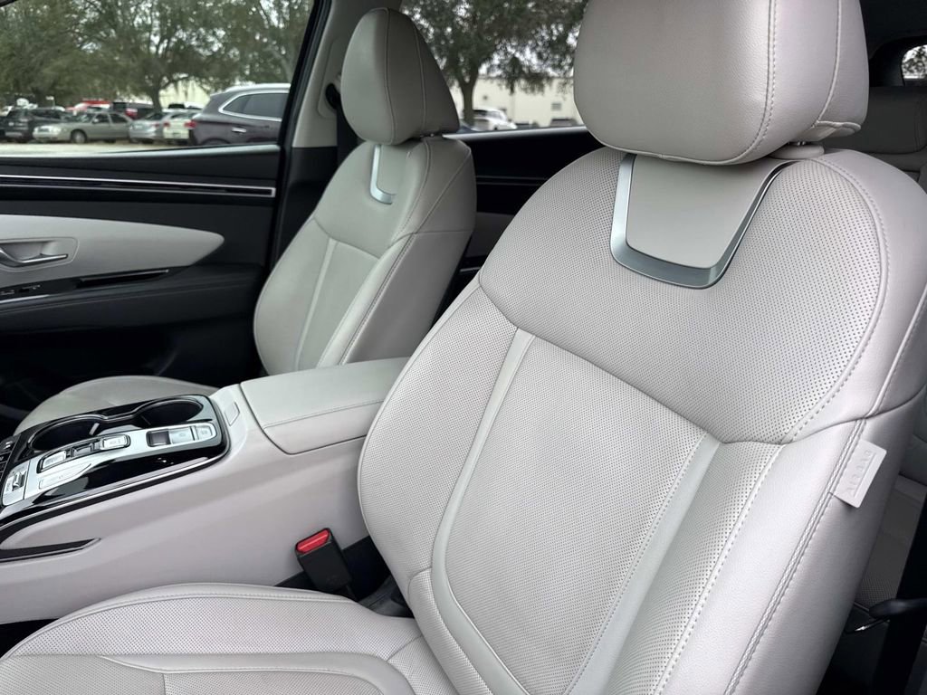 Used 2023 Hyundai Tucson Limited image 21