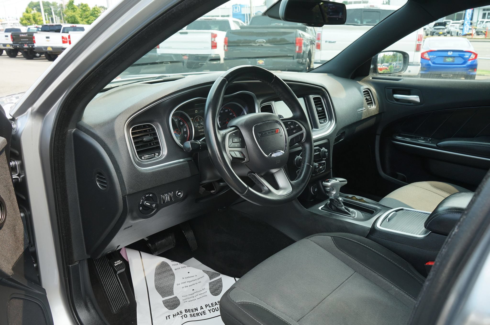 Used 2016 Dodge Charger SXT w/ Rallye Group RWD image 22