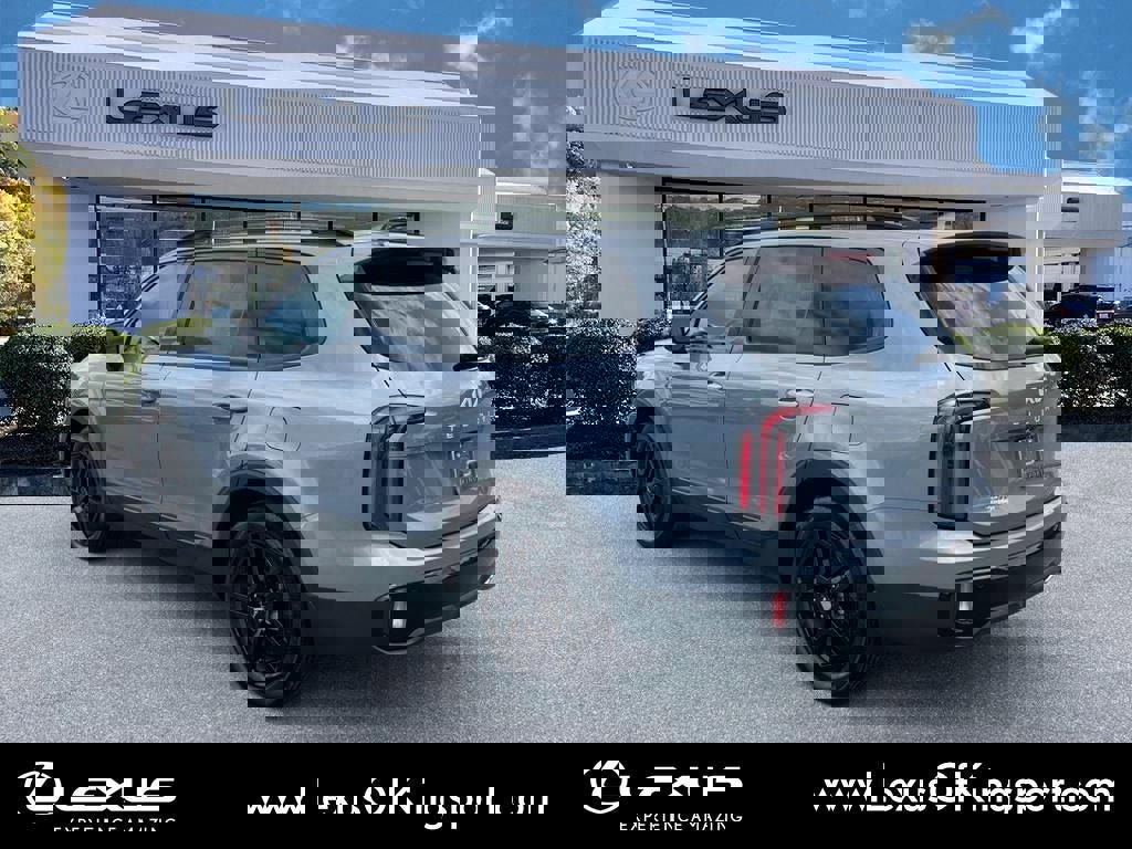 Used 2024 Kia Telluride SX X-Line image 3