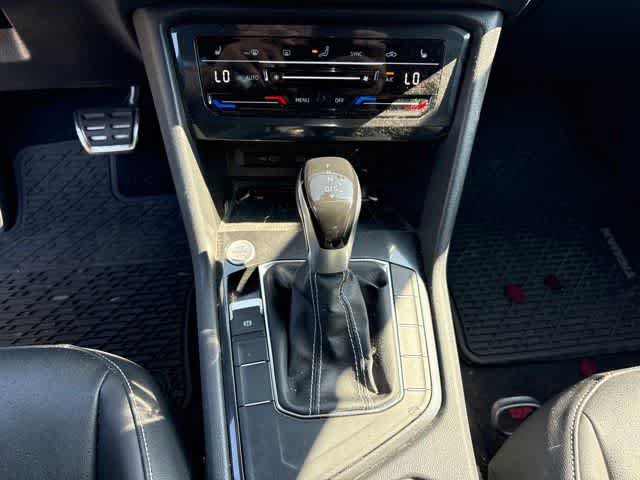 Used 2022 Volkswagen Tiguan SE R-Line FWD image 19