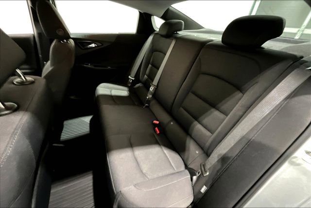 Used 2021 Chevrolet Malibu LS FWD image 23