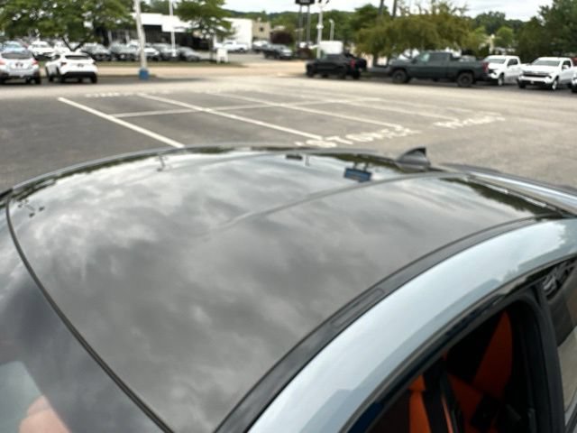 Used 2022 BMW M4 Coupe w/ Executive Package RWD image 5