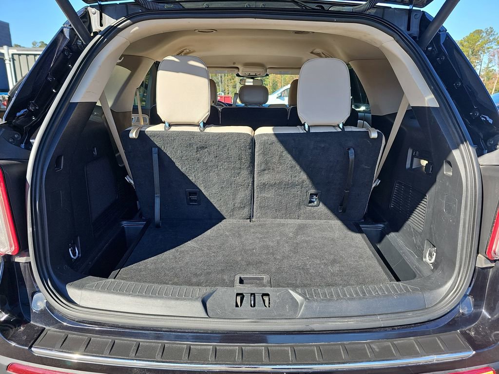 Used 2023 Ford Explorer Limited image 16