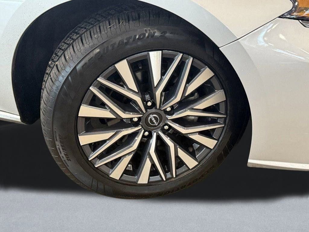 Used 2023 Nissan Altima 2.5 SV image 19