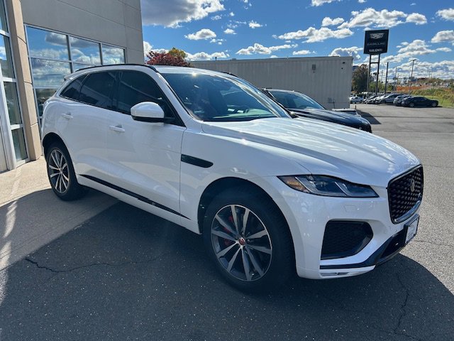 Certified 2023 Jaguar F-PACE R-Dynamic S image 8