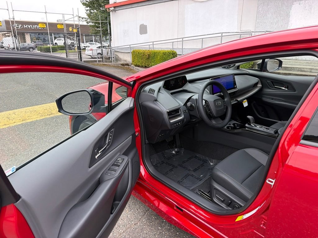 New 2027 Toyota Prius Limited AWD/4WD image 9