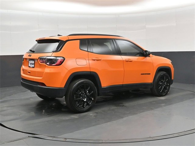 New 2026 Jeep Compass Latitude image 4