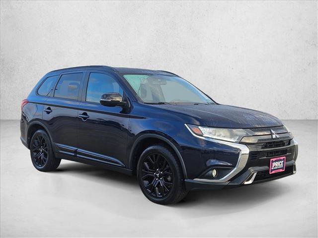 Used 2019 Mitsubishi Outlander SE image 3