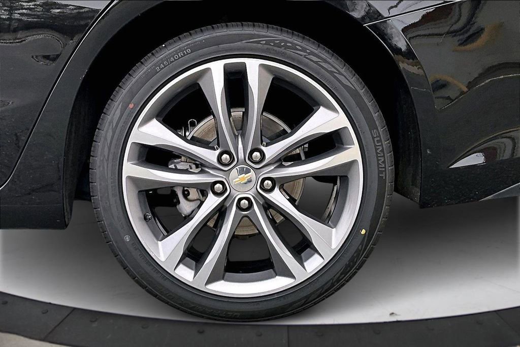 Used 2024 Chevrolet Malibu LT image 37