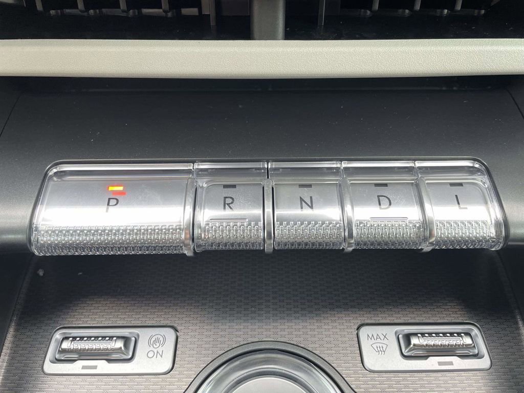 New 2026 Lincoln Nautilus Premier w/ Equipment Group 102A image 17