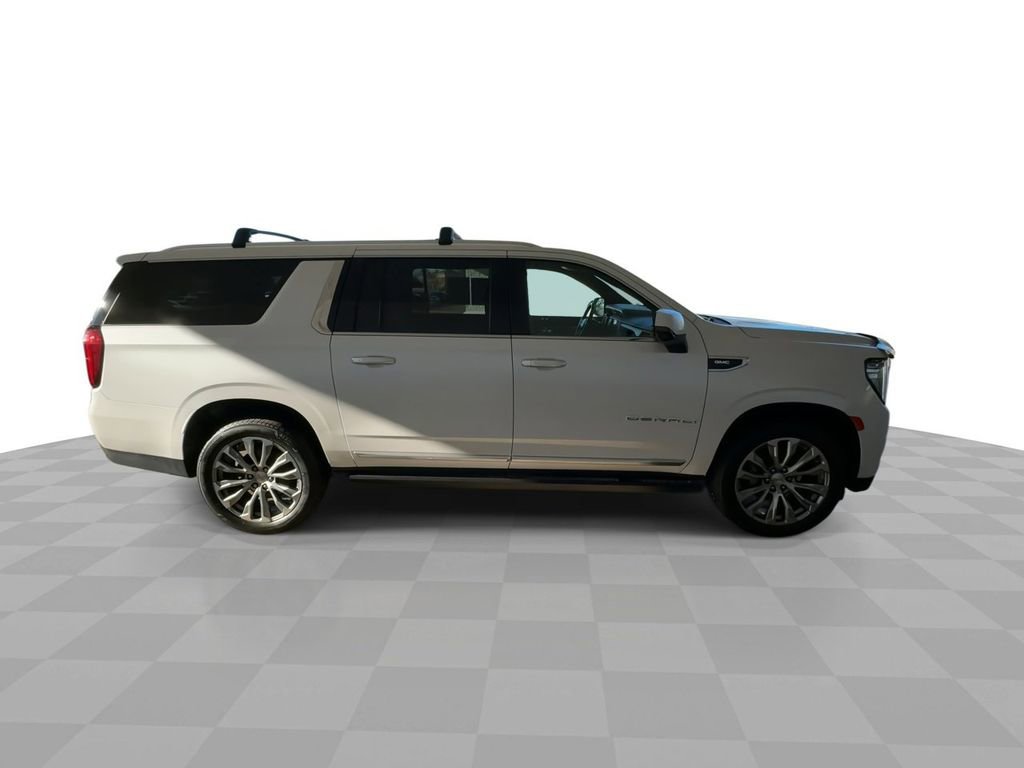 Certified 2022 GMC Yukon XL Denali image 9