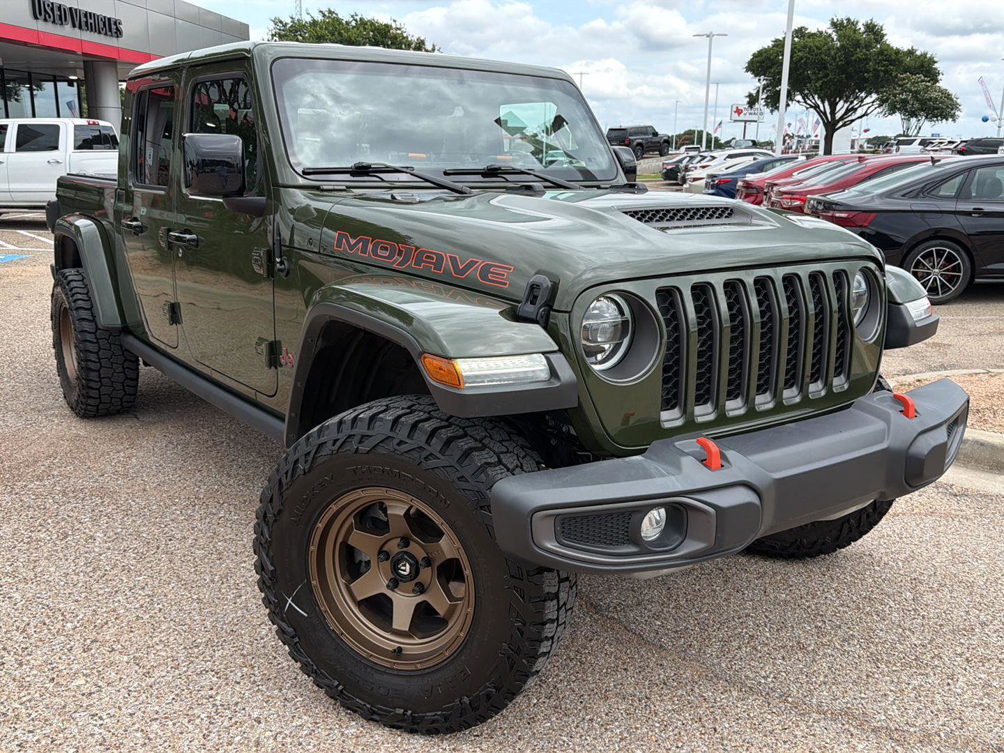 Used 2022 Jeep Gladiator Mojave w/ LED Lighting Group AWD/4WD image 1