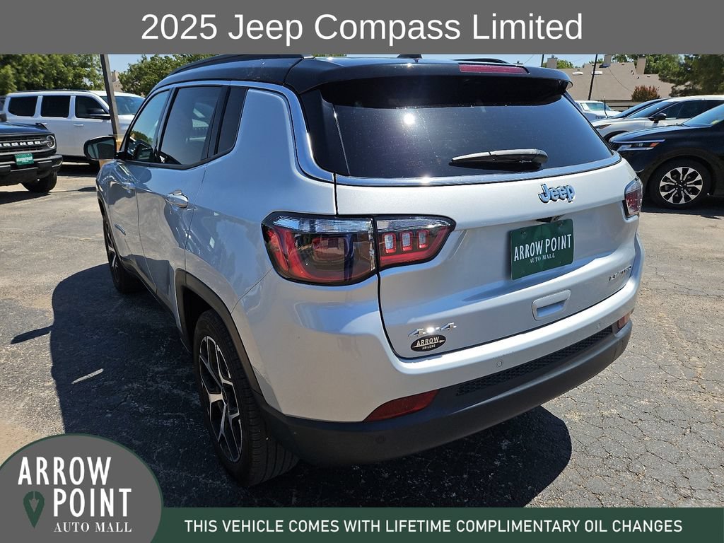 Used 2025 Jeep Compass Limited AWD/4WD image 9