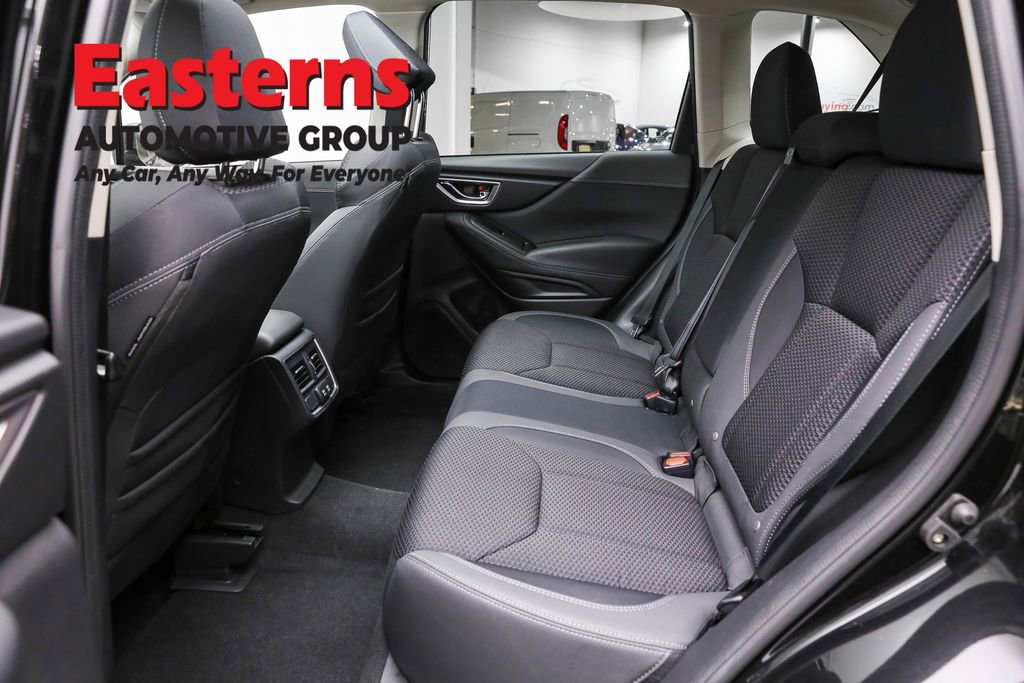 Used 2023 Subaru Forester Premium image 25