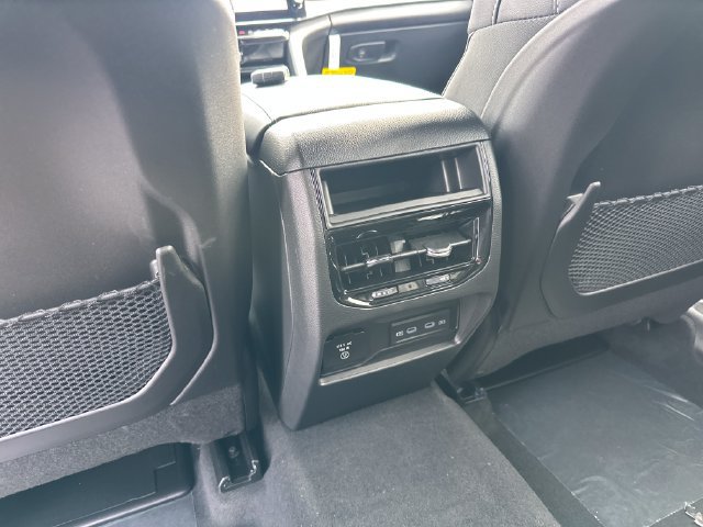 New 2027 Jeep Grand Cherokee Limited AWD/4WD image 17