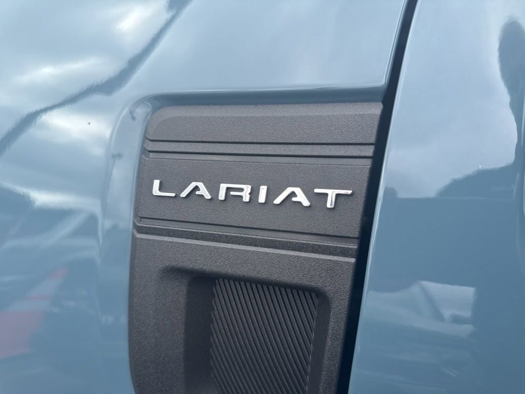 Used 2023 Ford Maverick Lariat w/ Lariat Luxury Package FWD image 9
