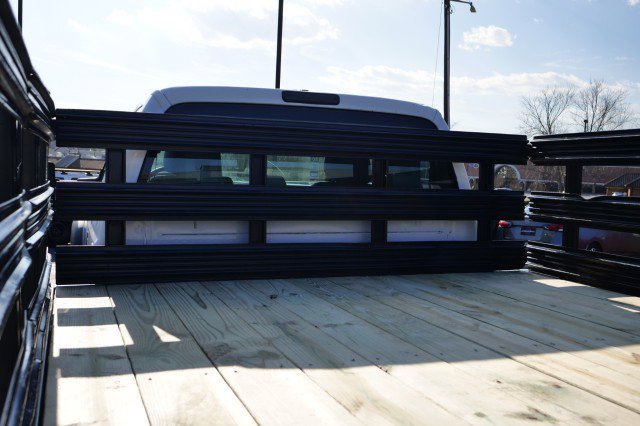 Used 2015 Ford F550 2WD SuperCab Super Duty image 12