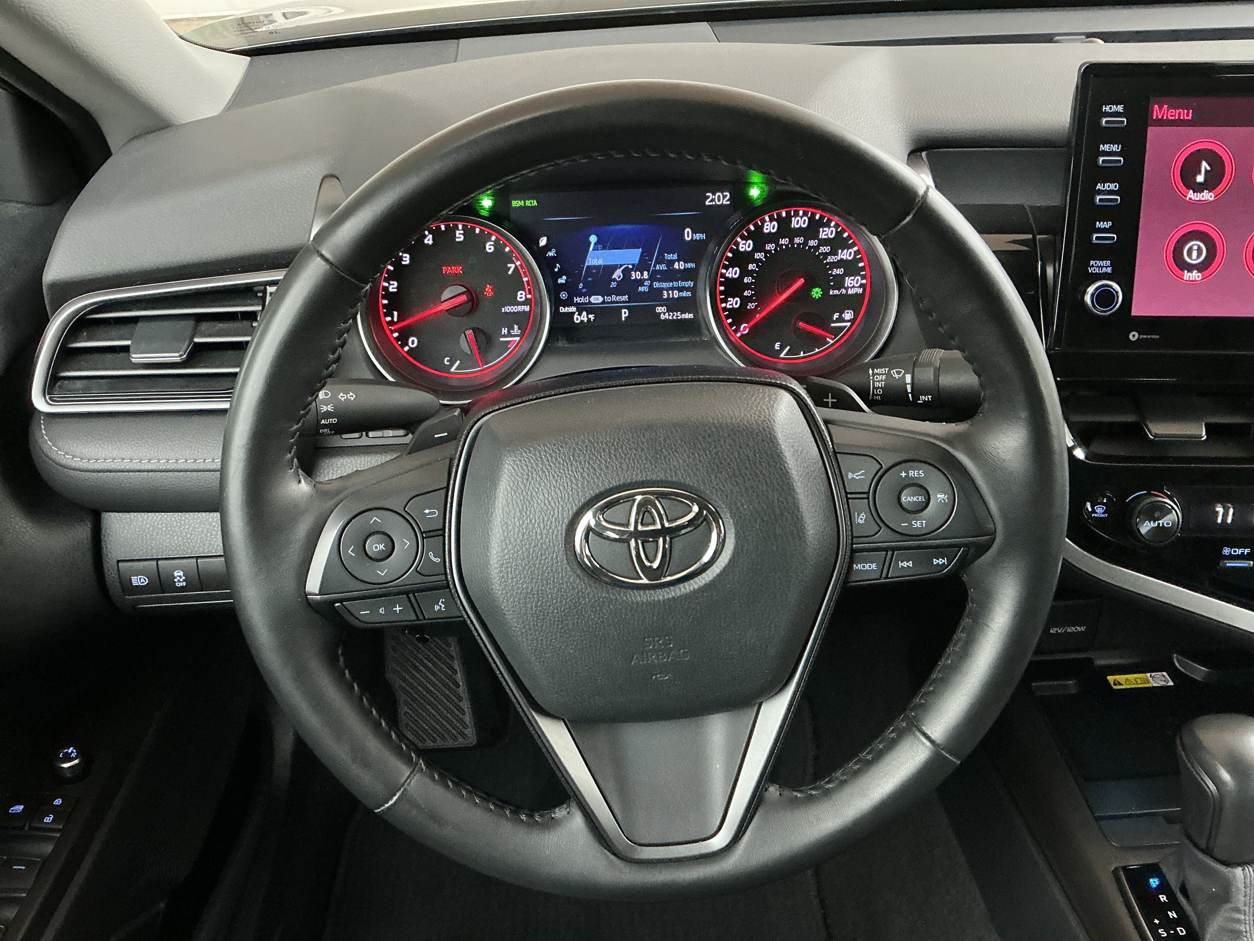 Used 2023 Toyota Camry XSE image 5