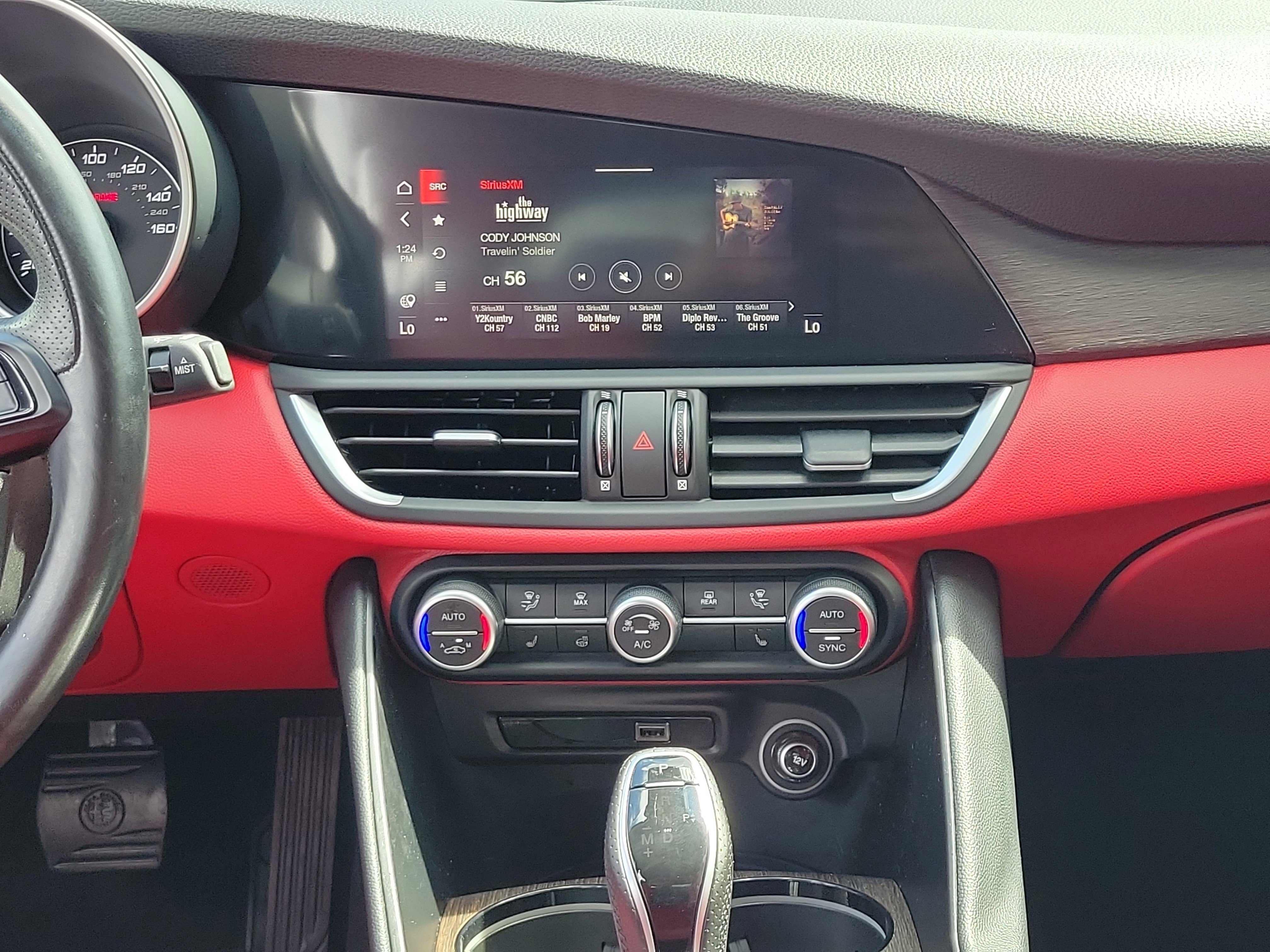 Used 2020 Alfa Romeo Giulia Ti w/ Active Blind Spot Package image 19