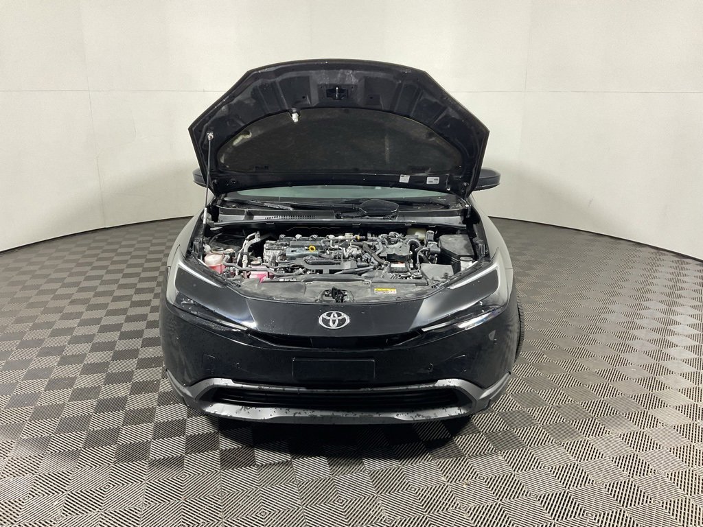 Used 2025 Toyota Prius LE image 6