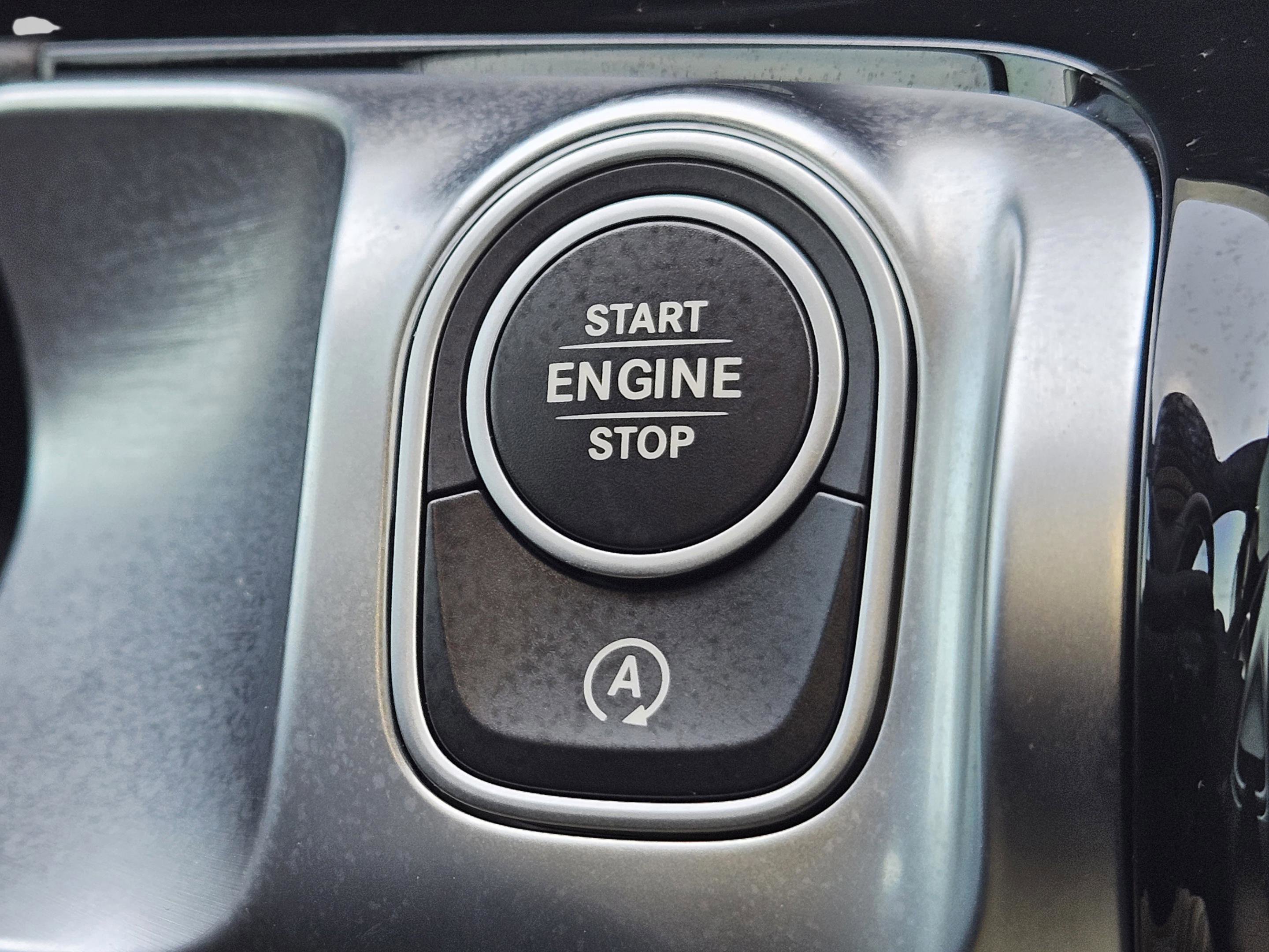 Certified 2026 Mercedes-Benz GLB 250 image 32