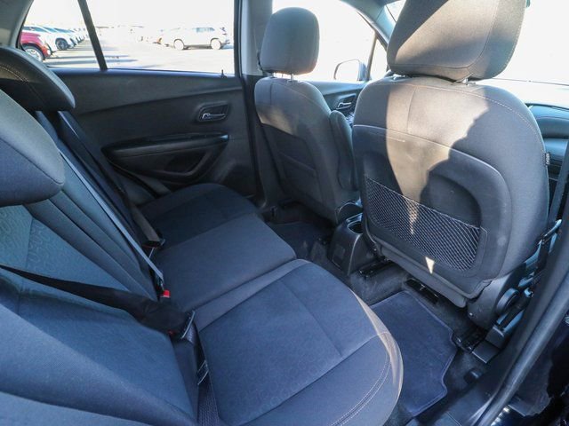 Used 2021 Chevrolet Trax LS w/ Tint and Cruise Package image 23