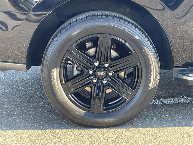 Certified 2021 Ford Expedition XLT image 7