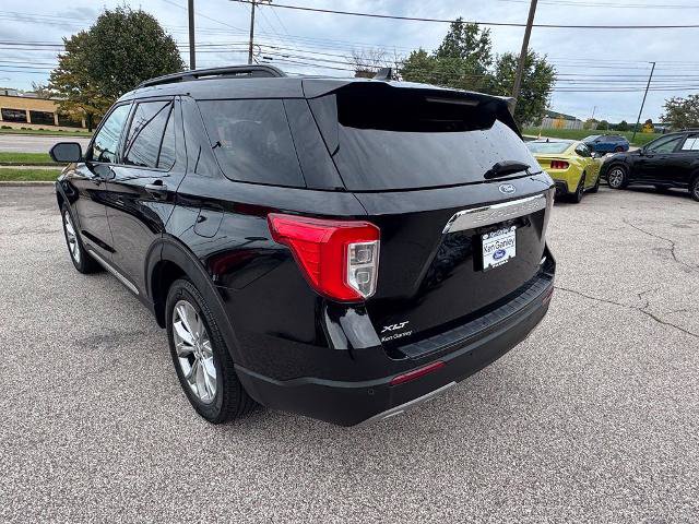Certified 2023 Ford Explorer XLT w/ Equipment Group 202A AWD/4WD image 3