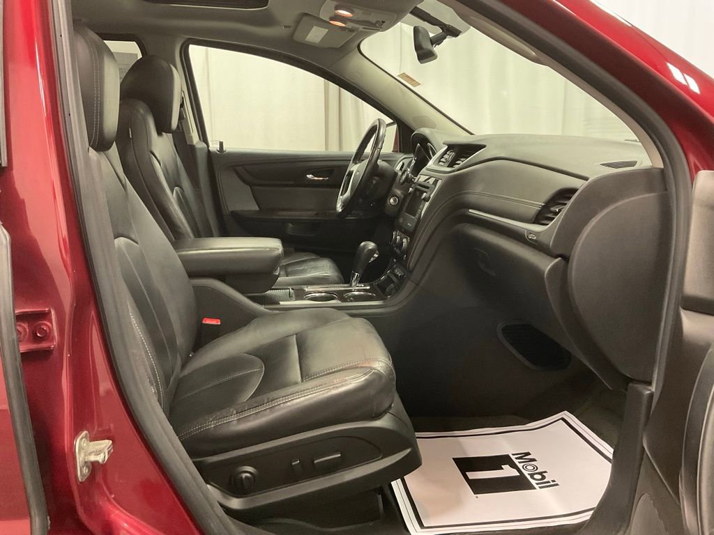 Used 2015 Chevrolet Traverse LT image 31