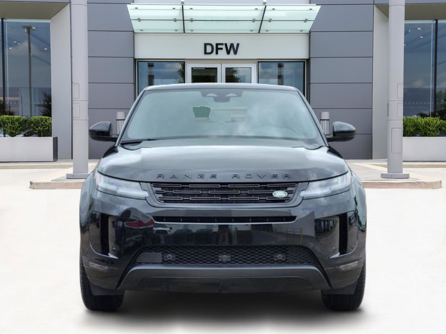 Certified 2025 Land Rover Range Rover Evoque S image 2