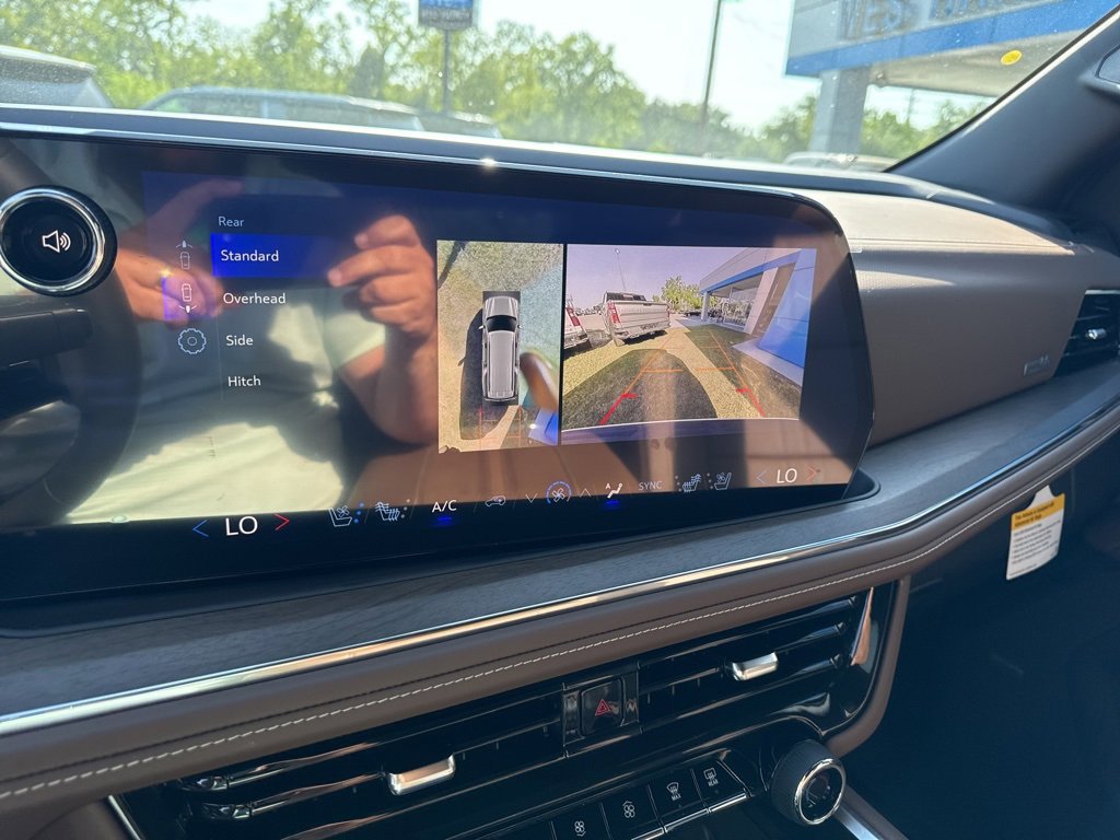 New 2025 Chevrolet Suburban High Country w/ Sun And Tow Package image 21