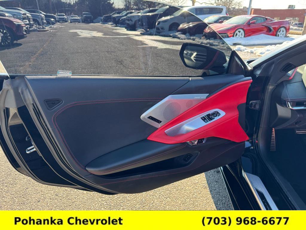 Used 2024 Chevrolet Corvette Stingray Preferred Cpe w/ 2LT image 18