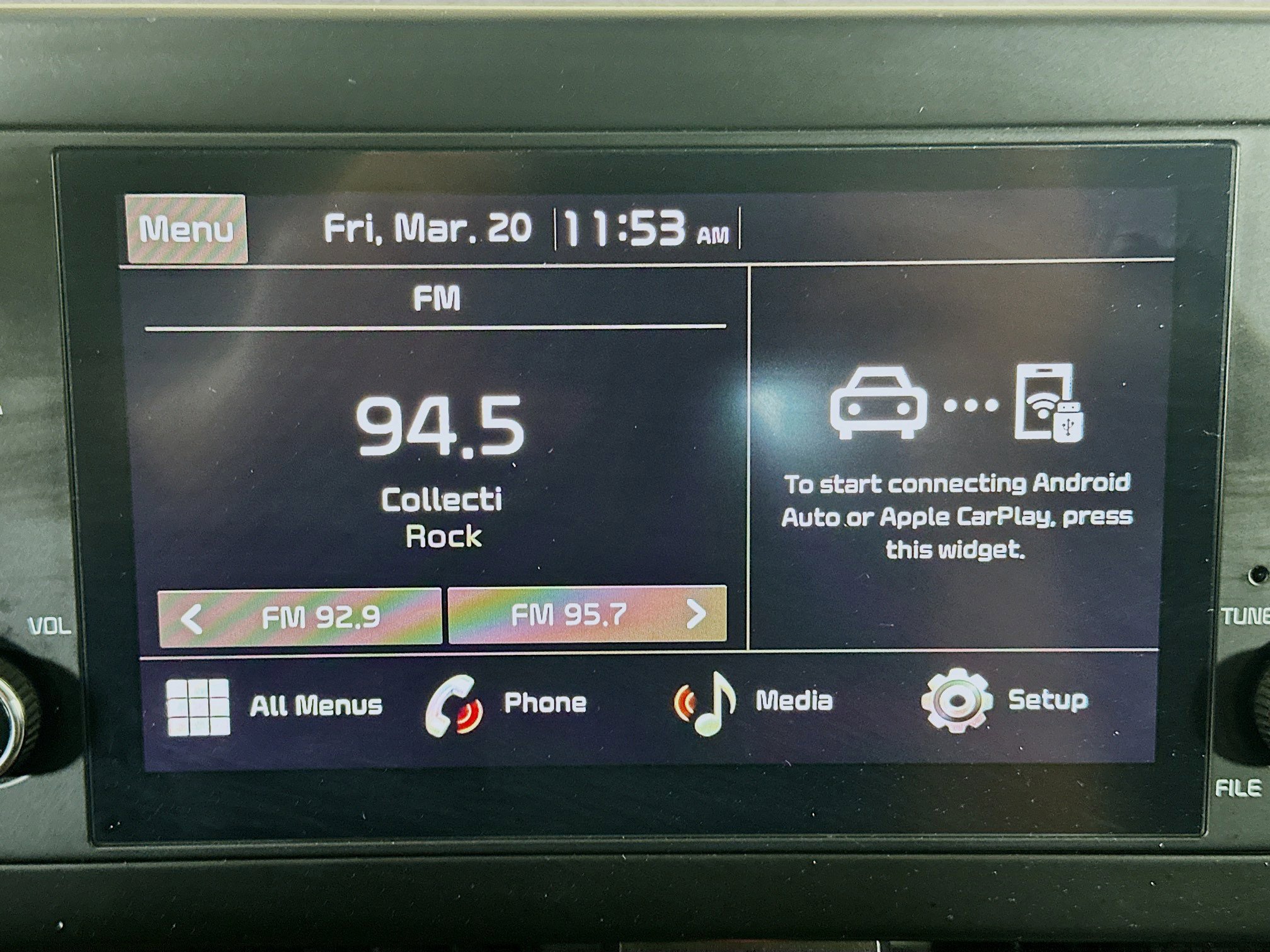 Used 2025 Kia Sportage LX image 19