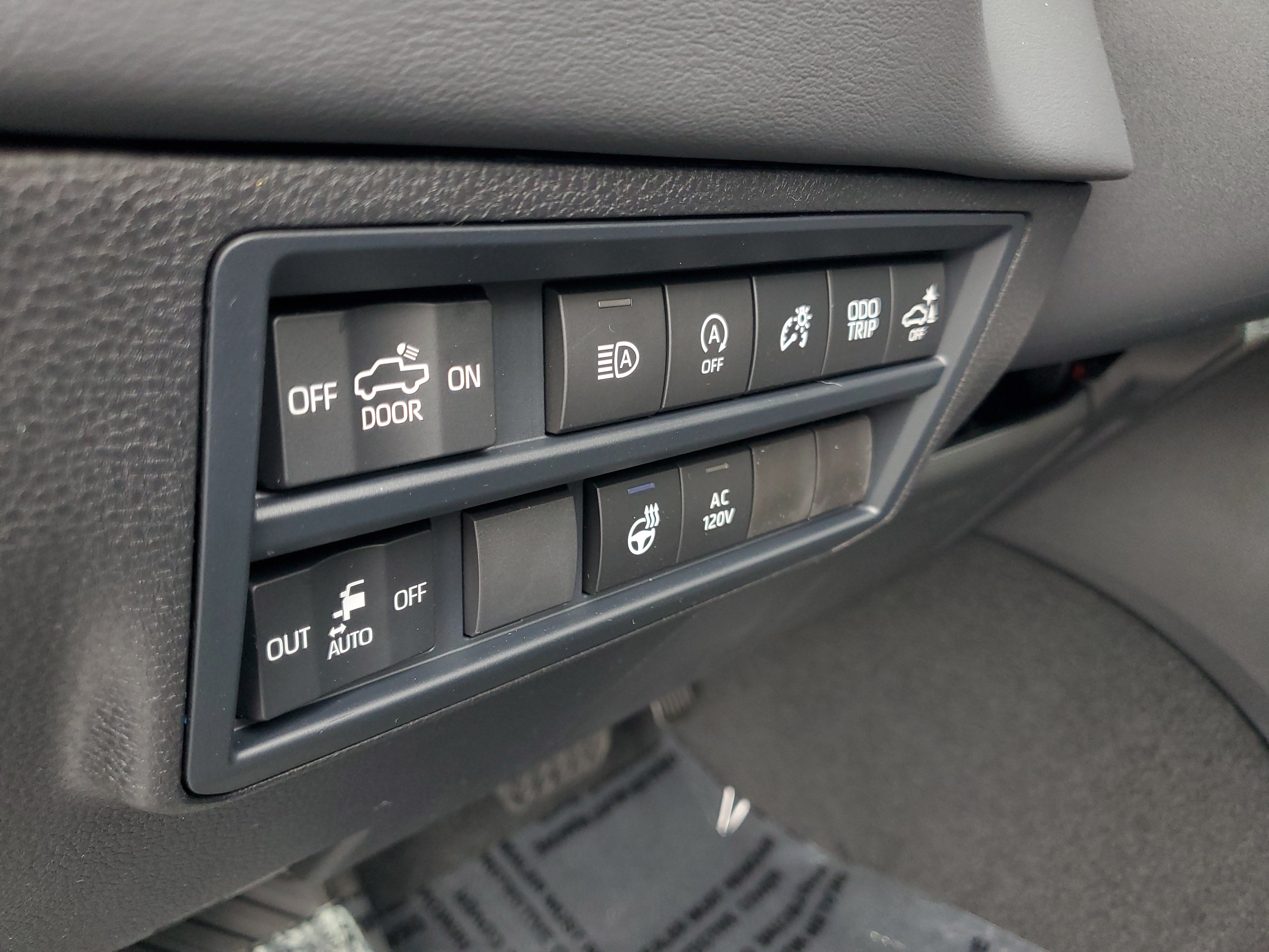 New 2026 Toyota Tundra Platinum AWD/4WD image 24