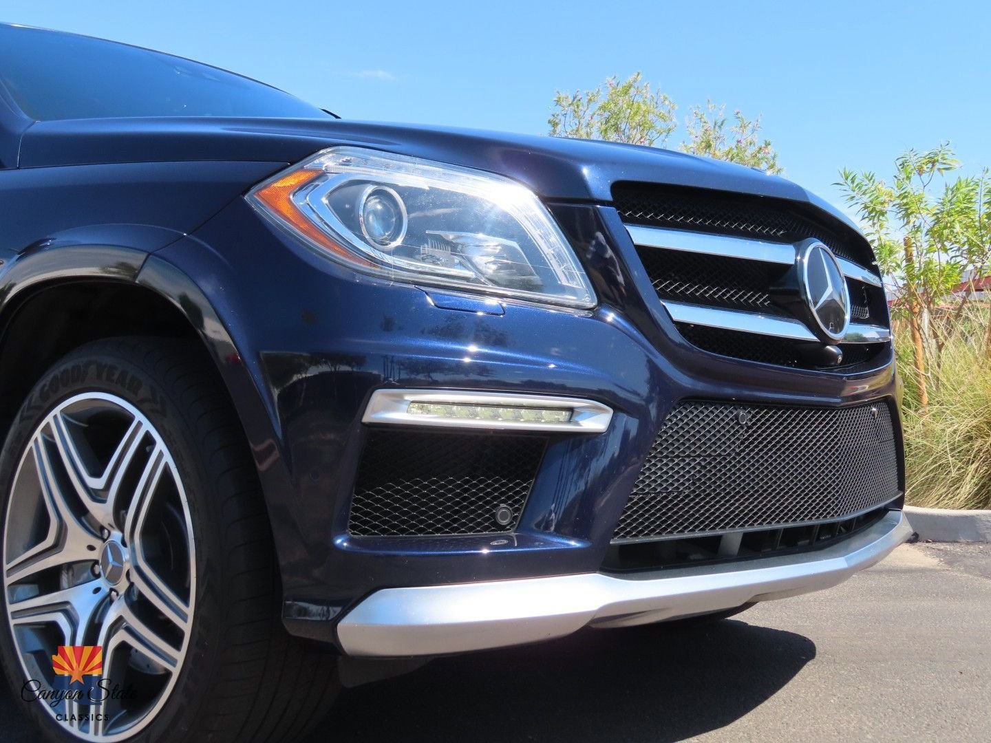 Used 2016 Mercedes-Benz GL 63 AMG 4MATIC image 37