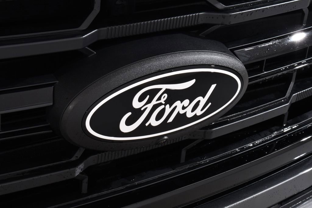 New 2026 Ford F150 XLT w/ Equipment Group 302A MID image 20