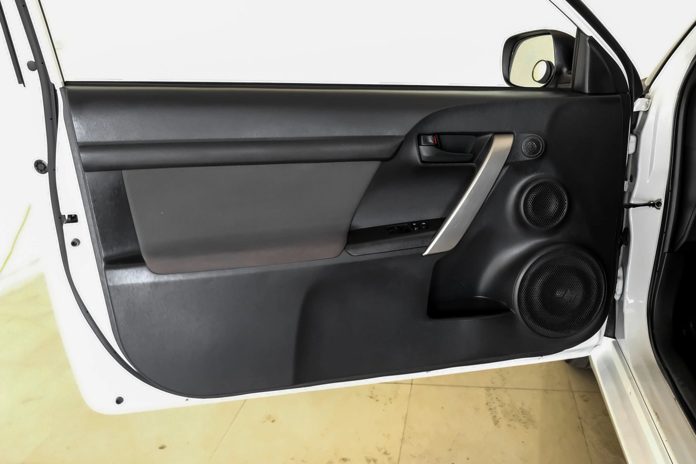 Used 2012 Scion tC FWD image 25