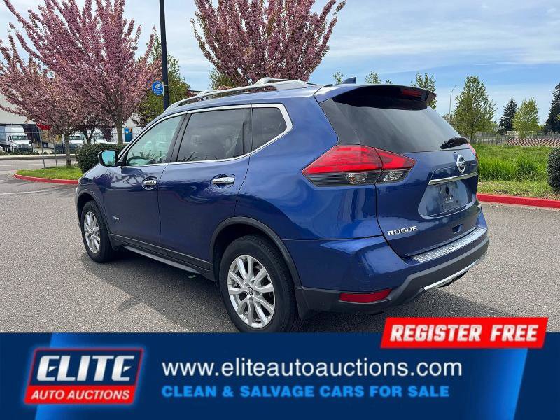 Used 2017 Nissan Rogue SV AWD/4WD image 5