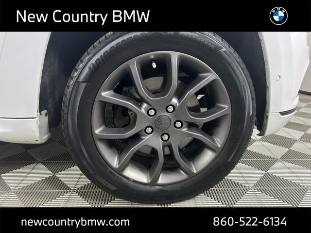 Used 2020 Jeep Grand Cherokee High Altitude AWD/4WD image 9