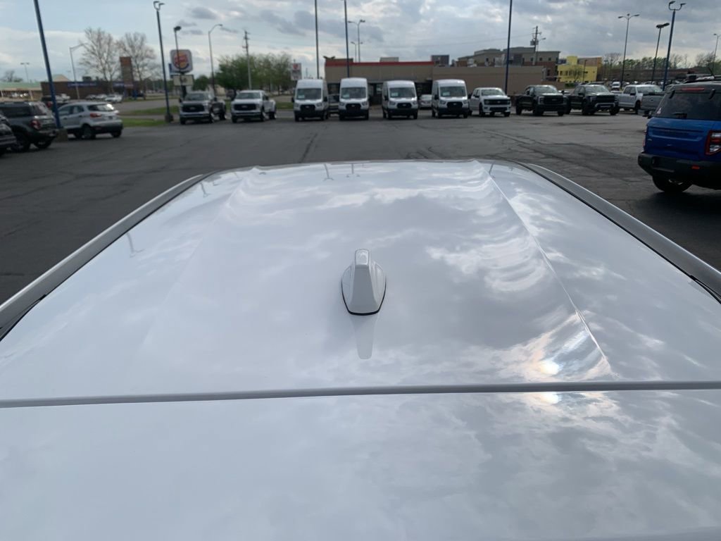 Used 2024 Nissan Kicks S image 17