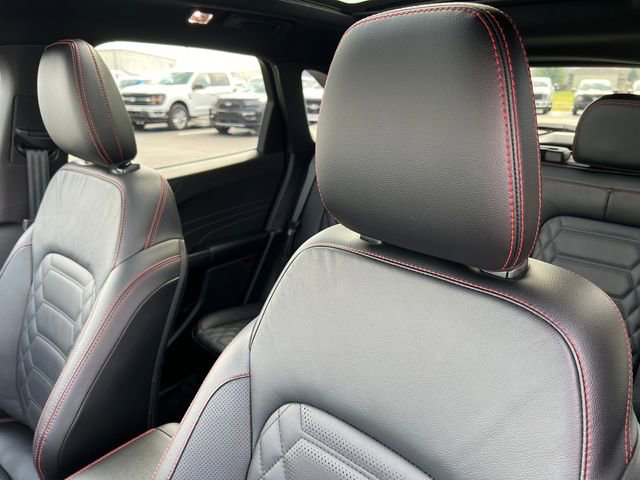 Certified 2024 Ford Escape ST-Line Elite w/ Premium Technology Package image 14