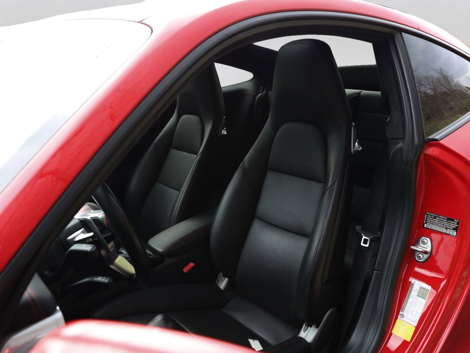 Used 2019 Porsche 911 Carrera 4 AWD/4WD image 15