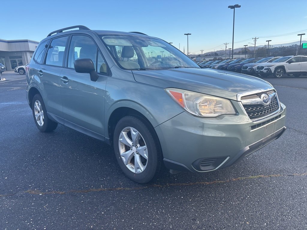 Used 2015 Subaru Forester 2.5i w/ Alloy Wheel Package