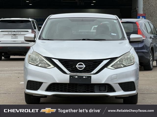 Used 2019 Nissan Sentra SV FWD image 3