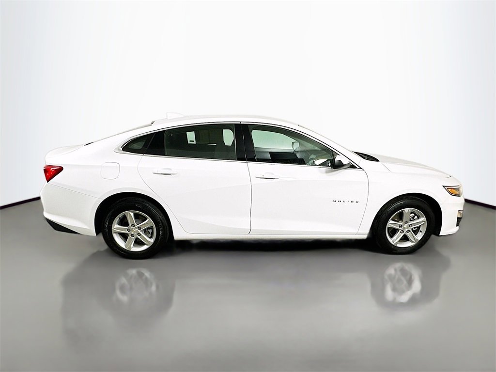 Used 2024 Chevrolet Malibu LT image 6