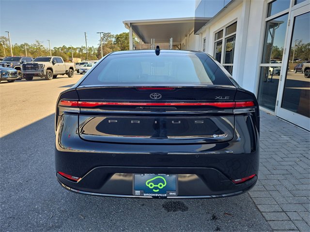 Used 2024 Toyota Prius XLE image 7