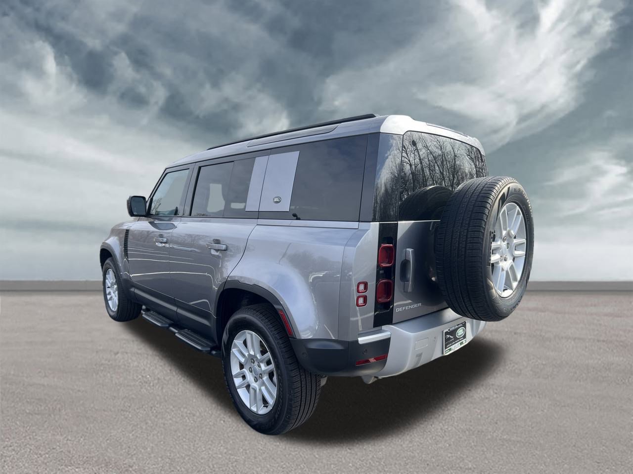 Certified 2023 Land Rover Defender 110 S image 3