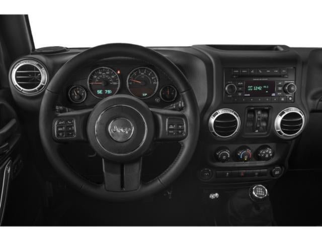 Used 2015 Jeep Wrangler Unlimited Sahara w/ Dual Top Group AWD/4WD image 7