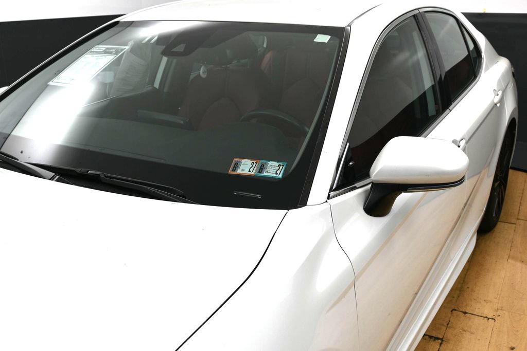 Used 2024 Toyota Camry XSE FWD image 12