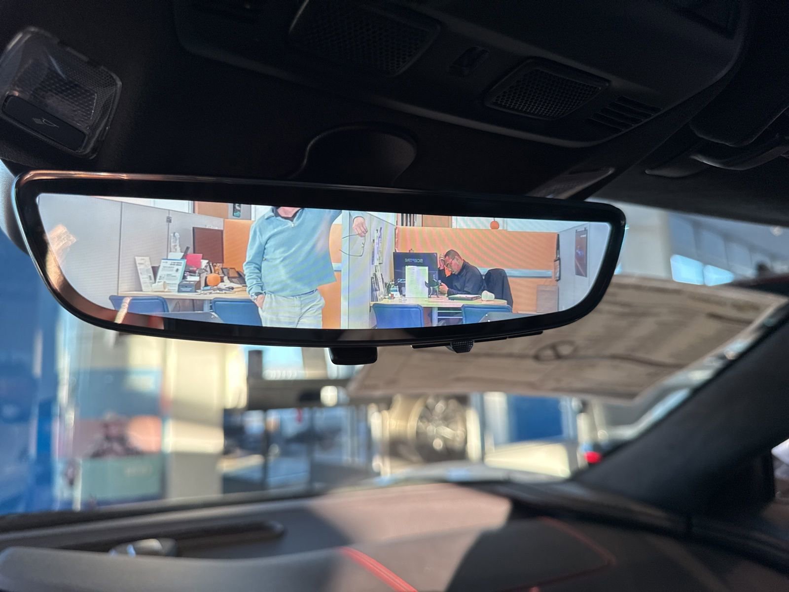 New 2025 Chevrolet Corvette E-Ray image 33